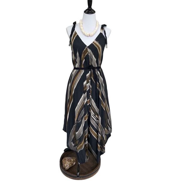 The Pō`alima Romper  Na’auao Grays Tan White V-Neck Shoulder Tie Romper Boho Gyp - Picture 5 of 9